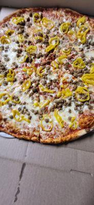 Extra Large beef and banana pepper pizza