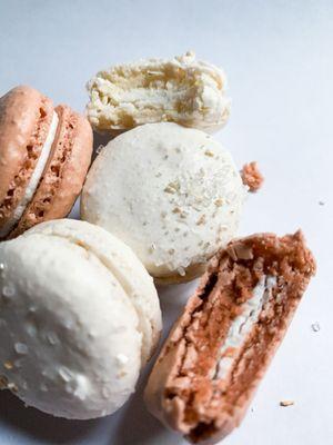 Butter Vanilla & Butterscotch Macarons by Macaron Warehouse | 2020