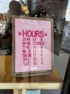 Cafe hours