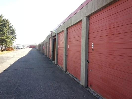 5504 King Ave E Storage Units