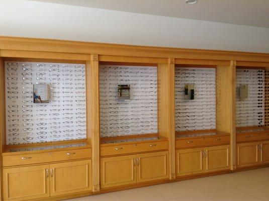 Wide selection of glasses