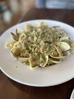 Linguine Clam Sauce