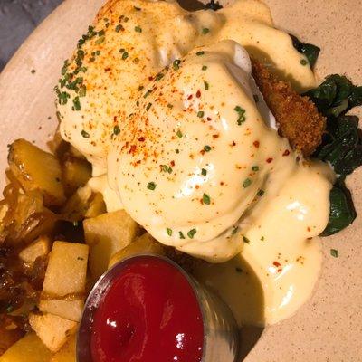 Pull pork Egg Benedict