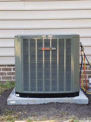 2.5 Ton Trane condenser