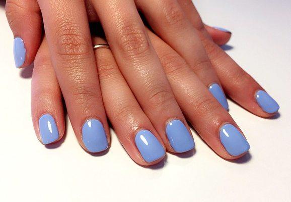 Gel manicure