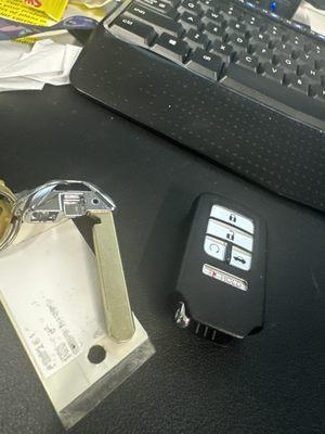 The key is not cut and the remote was an off market remote that fell apart