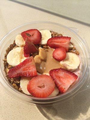 Acai bowl