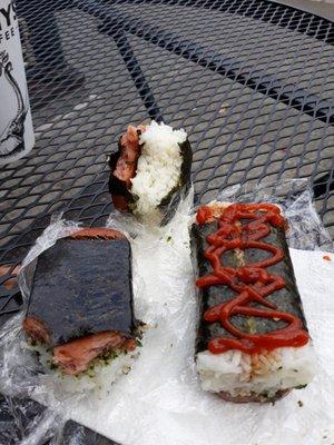 Th e various stage of our spam musubi eaten.