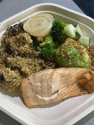 Miso salmon with rice swapped to quinoa and spicy cashew dressing.