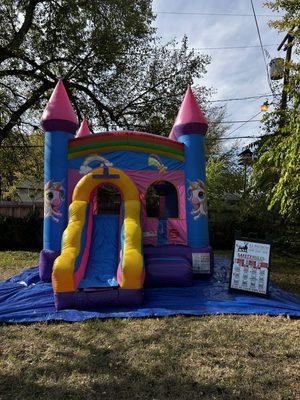 Unicorn bouncy house