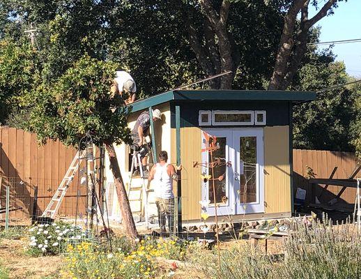 It was a hot hot day...but the 3 TuffShed contractors (James, Zack and the 3rd worker) were focused and professional all day long!