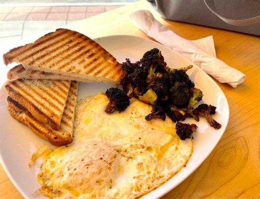 Early bird breakfast "bowl" with fried eggs, gluten free bread, and roasted veggies / Nov 2022