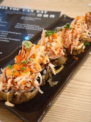 Godzilla Roll! Explosion of flavors in your mouth