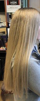 All over blonding with a shadow root