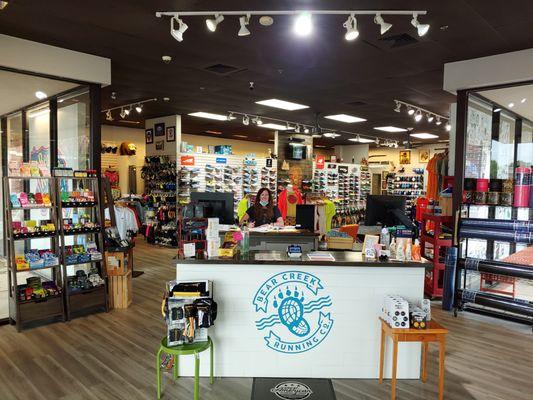 Welcome to Bear Creek Running Co. Shoes, apparel, nutrition ,injury prevention running goodies galore.