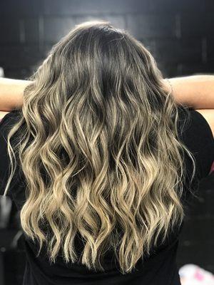 Amazing blended balayage !