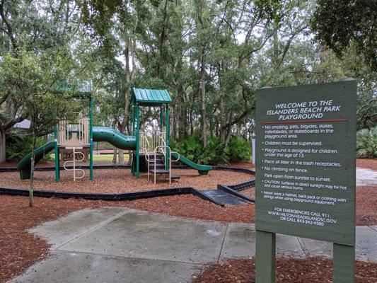 Playground at Islanders Beach Park