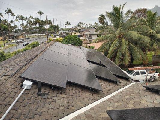 South array(16)of55 panel installation byHaruEnergy(East,Oahu)