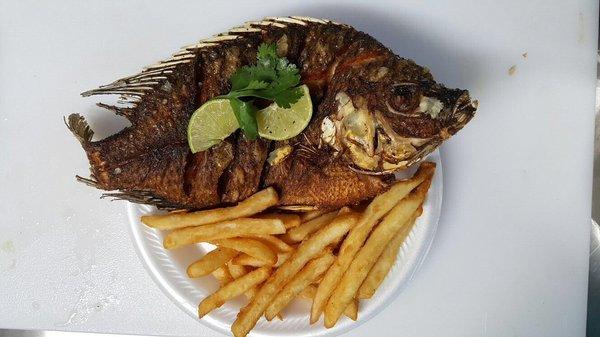 Mojarra frita