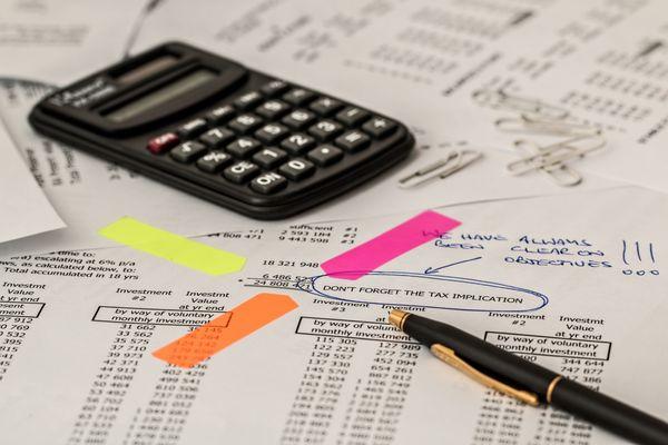 Our bookkeeping services can help you make smarter financial decisions for your small business!