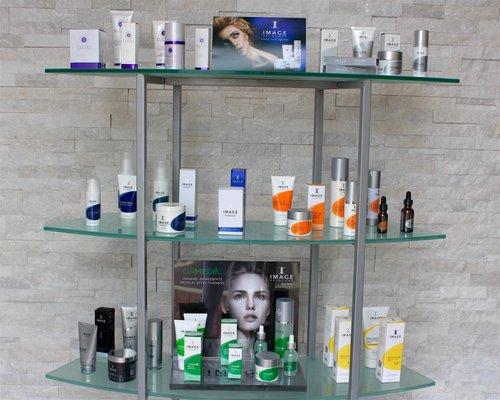 Image Skincare consistently produces the latest anti-aging, balancing, hydrating, and illuminating technologies.