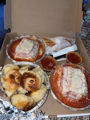 Garlic Knots & Homemade Lasagna