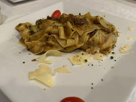 Pappardelle al ragu di Manzo