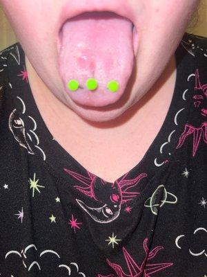 And this is how my tongue piercing looks after me just taking it out