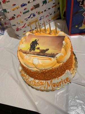 Sons Buttercream Mandolorian cake