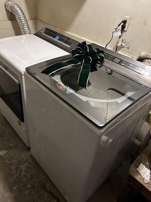 Whirlpool washer and gas dryer