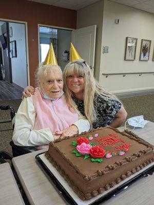 Happy 96th Birthday! Celebrated with staff and lots of new friends at Trellis