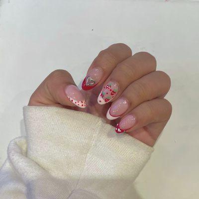 Luxury Nail & Spa