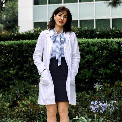 Dr. Elham Jafari, MD, Medical Director of Amoderm Medical Center