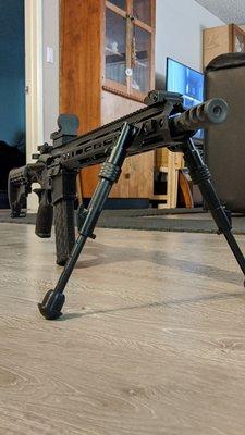 Ar-15 with utg mlok bipod. Grizzly Firearms!