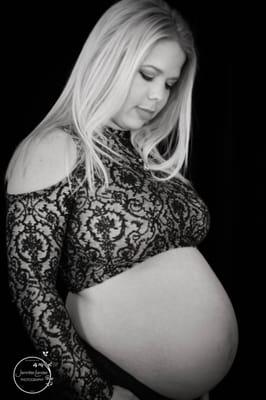 Asheville Area Maternity & Newborn Photographer Jennifer Lander