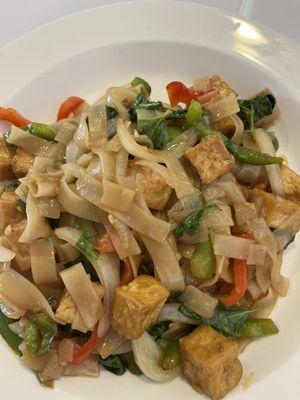 Drunken noodles with tofu