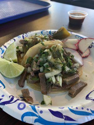 Taco con Lengua