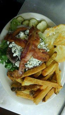 Find many great burger choices with excellent topping at the Blogg.