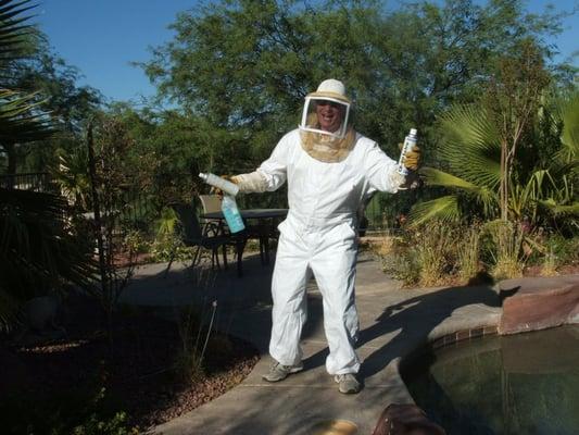 No this is not a halloween suit, although it could be used for one! Got Bees?