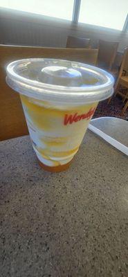 Pineapple Under The Sea frosty