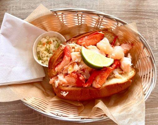 Key West lobster roll