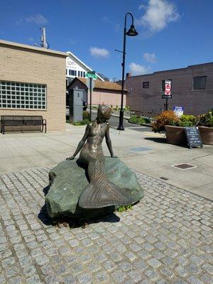 Beautiful statute close to Just Because on Pioneer Street...