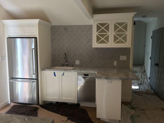 Traditional 3x6 subway tile backsplash