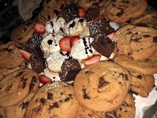 Cookie alfajores platter