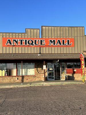 Patterns of the Past Antique Mall