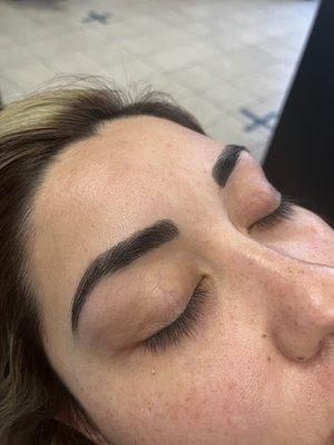 Eyebrow Tinting