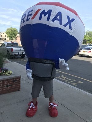 RE/MAX Elite Mascot!