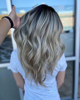 Hair by Evalyn
 IG: @infinityhairbyev