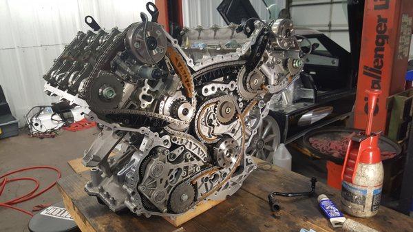 2007 Spyker C8 Laviolette Engine repair and timing chain upgrade.