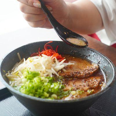 TonKotsu Ramen